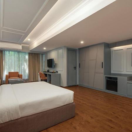 Pelican Inn Bangalore Dış mekan fotoğraf